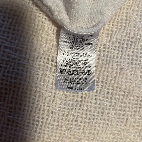 Loft Crowl Neck Women’s Sweater - Picture 7 of 7